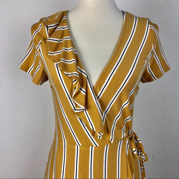 Xtraordinary Wrap Midi Dress - Picture 2 of 7